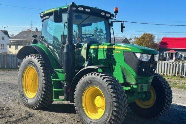 Tracteur John Deere 6110R