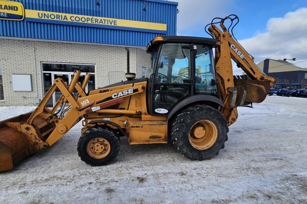 Pelle rétrocaveuse (backhoe) Case 580 SM 2003