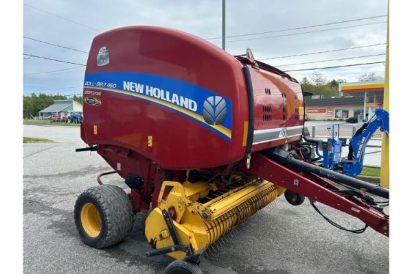 PRESSE À BALLES RONDES NEW HOLLAND RB450 2017